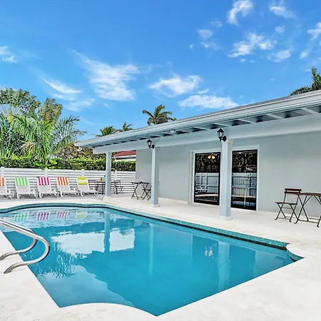 Luxury Villa With Heated Pool Close To Beach